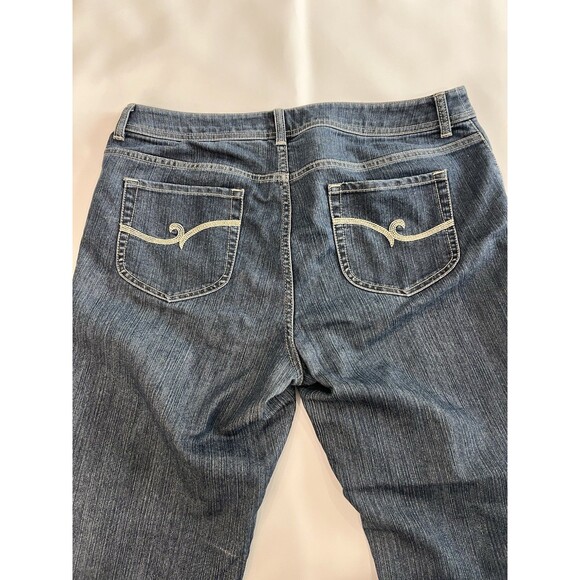 Chicos Womens sz 2 US 12 Short Blue Jeans Denim Bootcut Zip Closure *a - Picture 3 of 7